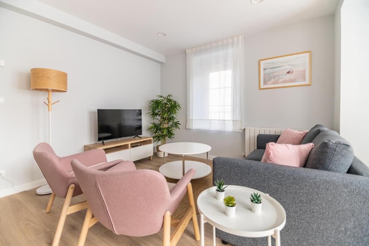 Villa Marta - Apartamentos Centricos Junto Al Mar Castro Urdiales Εξωτερικό φωτογραφία