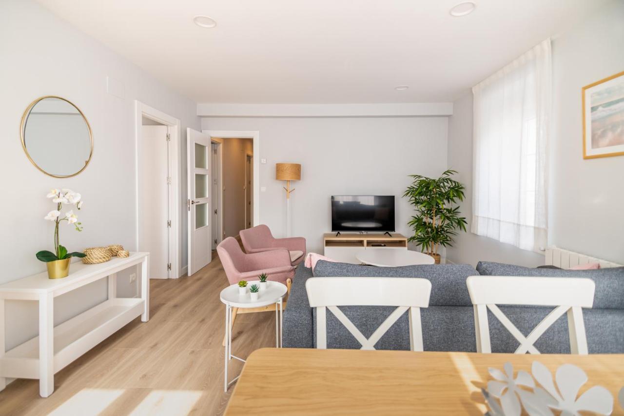 Villa Marta - Apartamentos Centricos Junto Al Mar Castro Urdiales Εξωτερικό φωτογραφία